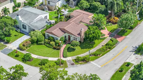 1600 NE 4th Ct, Fort Lauderdale, FL 33301