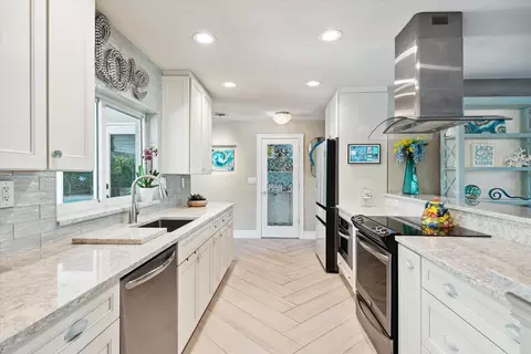 2900 NE 40th St, Lighthouse Point, FL 33064 photo 9