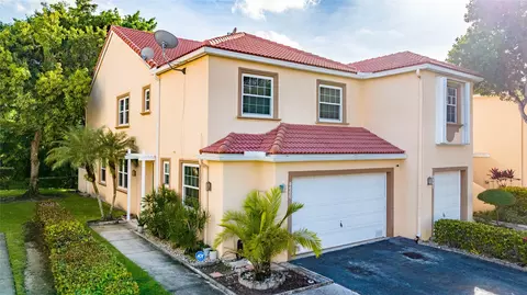 9660 Royal Palm Blvd #38-7, Coral Springs, FL 33065