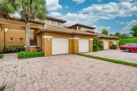 8125 NW 128th Ln #17-E, Parkland, FL 33076