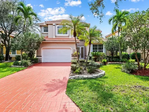 11814 Highland Pl, Coral Springs, FL 33071