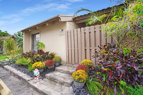 2056 SW 81st Way, Davie, FL 33324