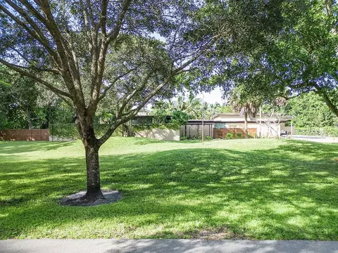 6221 Almond Ter, Plantation, FL 33317