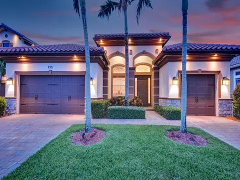 8971 Lakeview Dr, Parkland, FL 33076