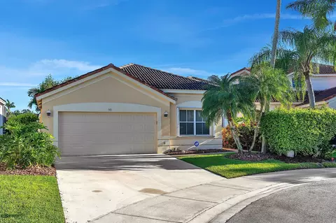 581 Willow Bend Rd, Weston, FL 33327