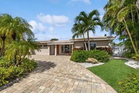 261 SE 4th St, Pompano Beach, FL 33060