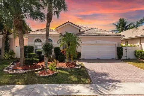 3381 NW 70th Ave, Margate, FL 33063