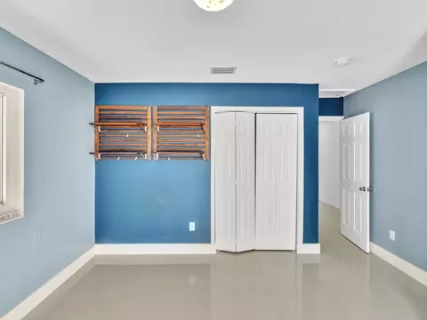 561 SE 3rd Ave, Pompano Beach, FL 33060 photo 58