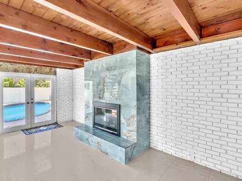561 SE 3rd Ave, Pompano Beach, FL 33060 photo 32