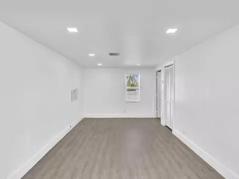 561 SE 3rd Ave, Pompano Beach, FL 33060 photo 37