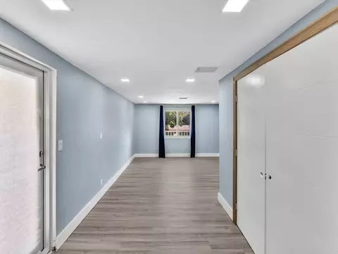 561 SE 3rd Ave, Pompano Beach, FL 33060 photo 45