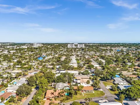 561 SE 3rd Ave, Pompano Beach, FL 33060 photo 73