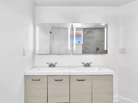 561 SE 3rd Ave, Pompano Beach, FL 33060 photo 46