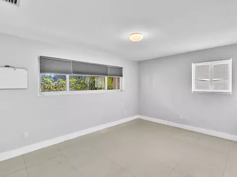 561 SE 3rd Ave, Pompano Beach, FL 33060 photo 53