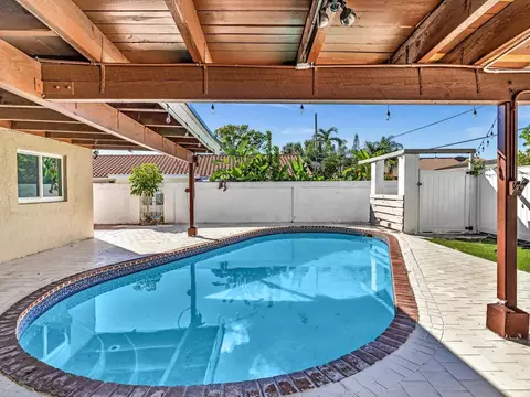 561 SE 3rd Ave, Pompano Beach, FL 33060 photo 66