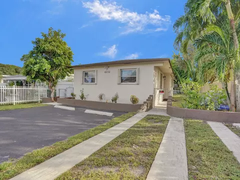 6232 Dawson St, Hollywood, FL 33023