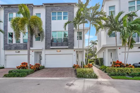 2900 NE 12th Ter #17, Oakland Park, FL 33334