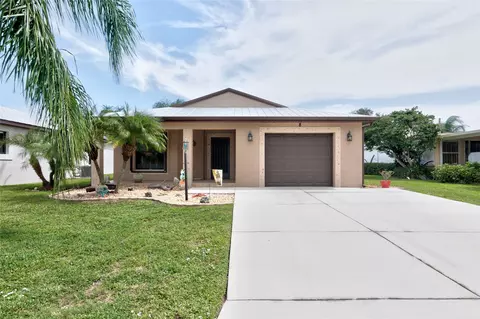 8 Montoya, Fort Pierce, FL 34951