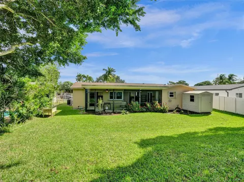 225 NW 80th Ter, Margate, FL 33063