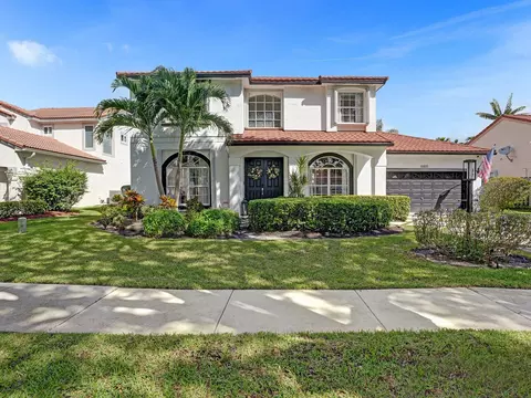 10815 Richmond Pl, Hollywood, FL 33026