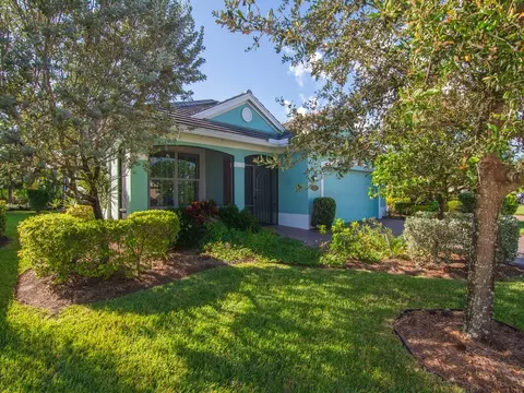 251 11th Sq SW, Vero Beach, FL 32962