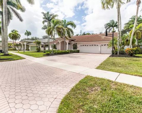 401 NW 110th Ave, Plantation, FL 33324