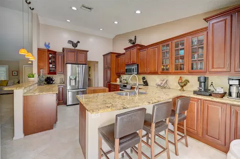 9100 NW 49th Pl, Coral Springs, FL 33067