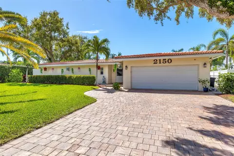 2150 NE 30th St, Lighthouse Point, FL 33064