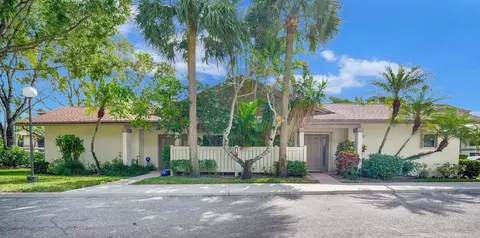 4638 Carambola Cir #2720, Coconut Creek, FL 33066