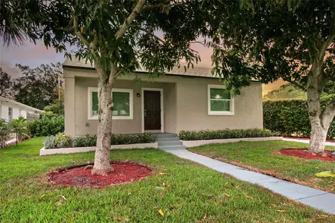 1232 S L St, Lake Worth, FL 33460