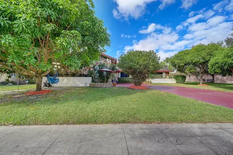 1201 NW 76th Ave, Plantation, FL 33322