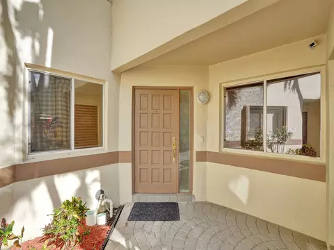 978 NW 92nd Ter #C-1L, Plantation, FL 33324