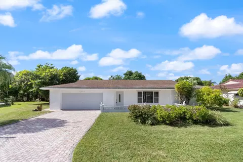 7001 NW 91st Ter, Tamarac, FL 33321