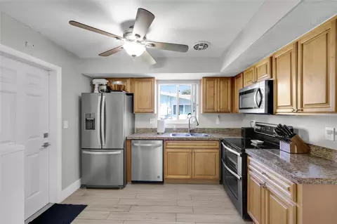 331 SE 7th St, Pompano Beach, FL 33060 photo 13