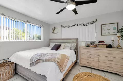 331 SE 7th St, Pompano Beach, FL 33060 photo 24
