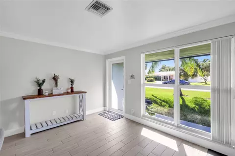 331 SE 7th St, Pompano Beach, FL 33060 photo 4