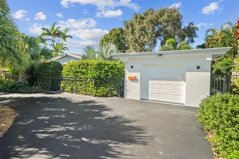 2845 NE 17th Ter, Wilton Manors, FL 33334