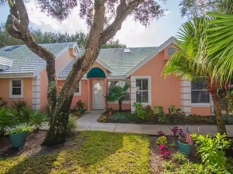 1312 Coral Park Ln #201, Vero Beach, FL 32963