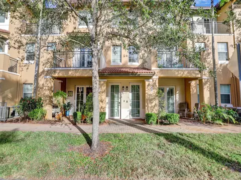855 SW 147th Ave #1905, Pembroke Pines, FL 33027