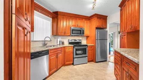 6855 W Broward Blvd #211, Plantation, FL 33317
