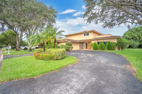 9901 NW 17th St, Coral Springs, FL 33071