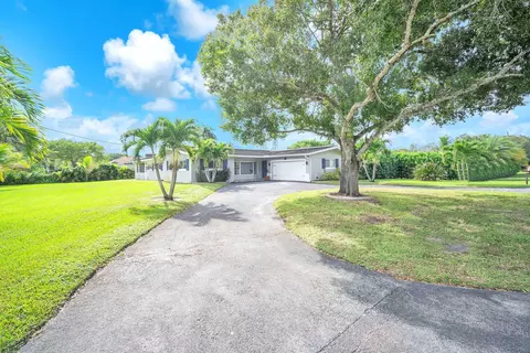 11821 NW 6 Ct, Plantation, FL 33325