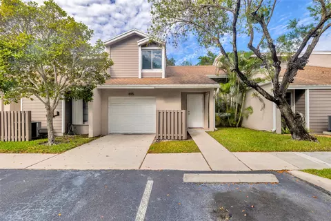 655 Woodgate Cir #C, Sunrise, FL 33326