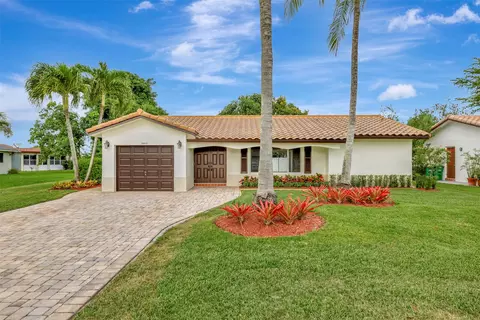 10403 NW 80th Ct, Tamarac, FL 33321