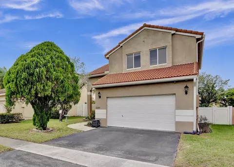 2244 NW 185th Way, Pembroke Pines, FL 33029