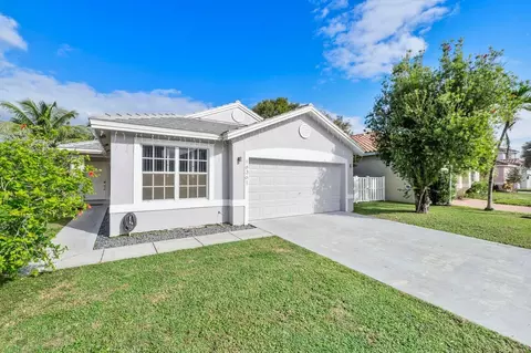 16361 NW 20th St, Pembroke Pines, FL 33028