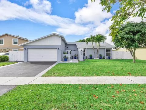 335 NW 41st Ave, Deerfield Beach, FL 33442