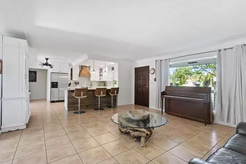 2160 NE 28th St, Lighthouse Point, FL 33064 photo 16