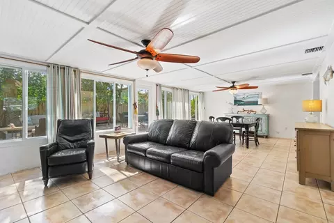 2160 NE 28th St, Lighthouse Point, FL 33064 photo 20
