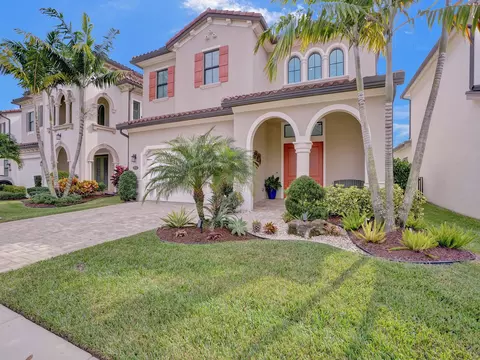 8715 Grand Prix Ln, Boynton Beach, FL 33472